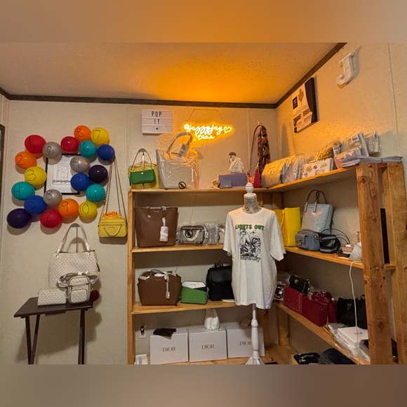 ✨🫶🏻JAZZY JAY IS ON!!!🫶🏻✨ - Picture 4 of 9